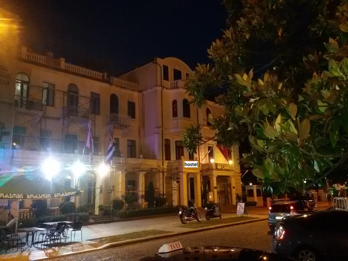 A Pousada Mar Nero Batumi Exterior foto